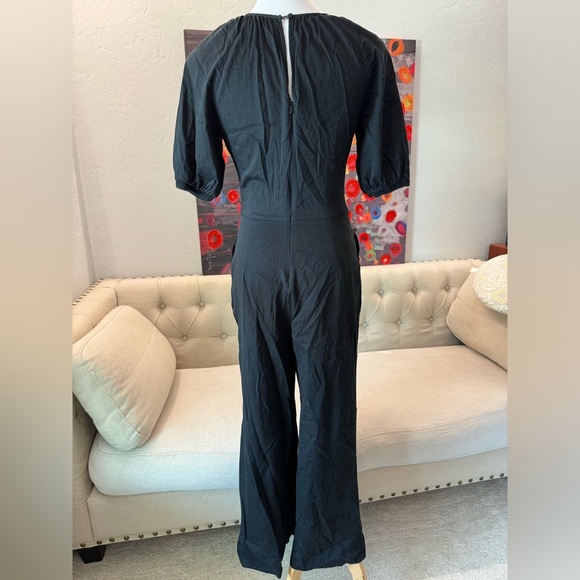 Banana Republic Poplin Twist-Front Cropped Jumpsuit Black 2 - Picture 6 of 9